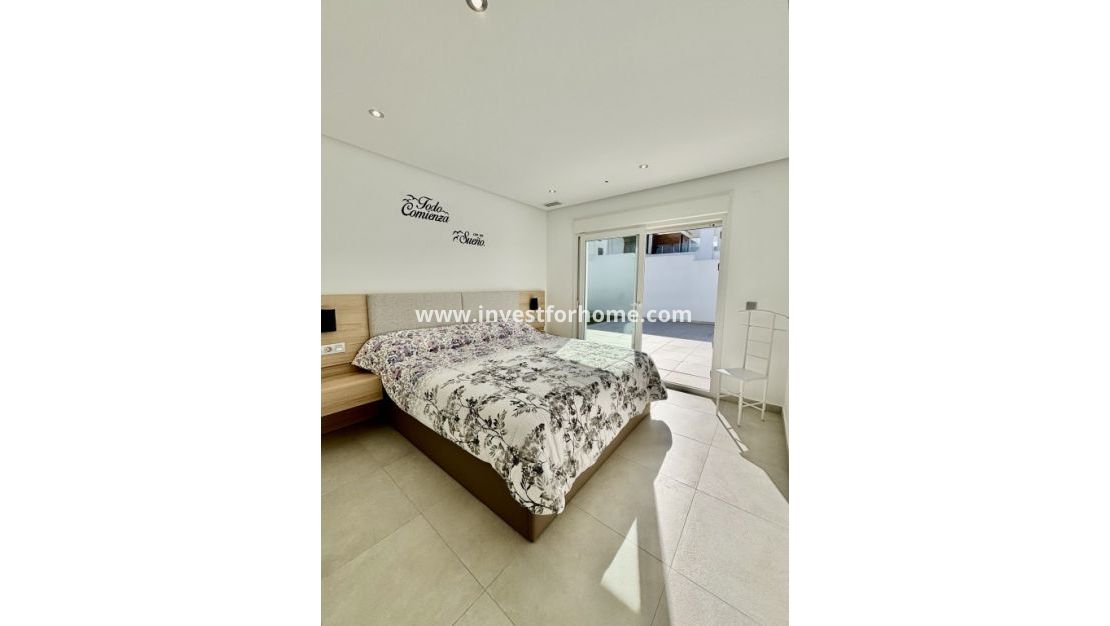 Sale - Villa - Benijofar - Costa Blanca