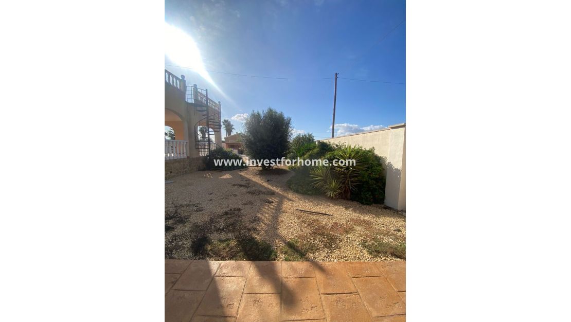 Sale - Villa - Catral - Costa Blanca