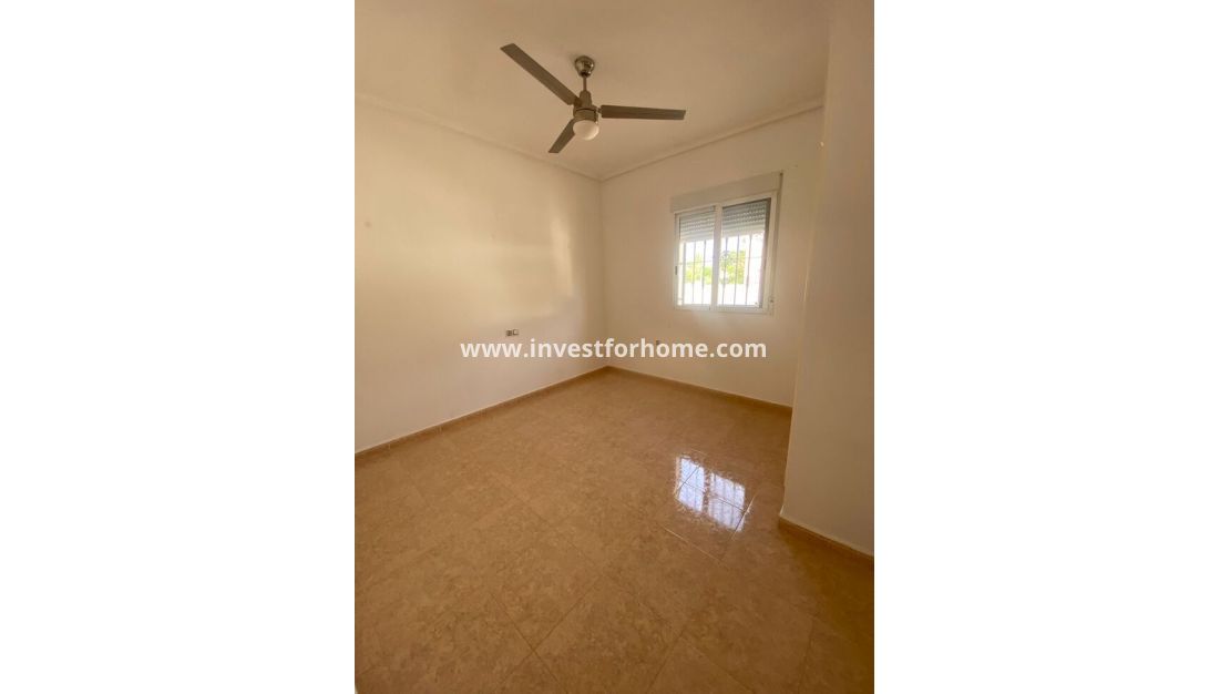 Sale - Villa - Catral - Costa Blanca