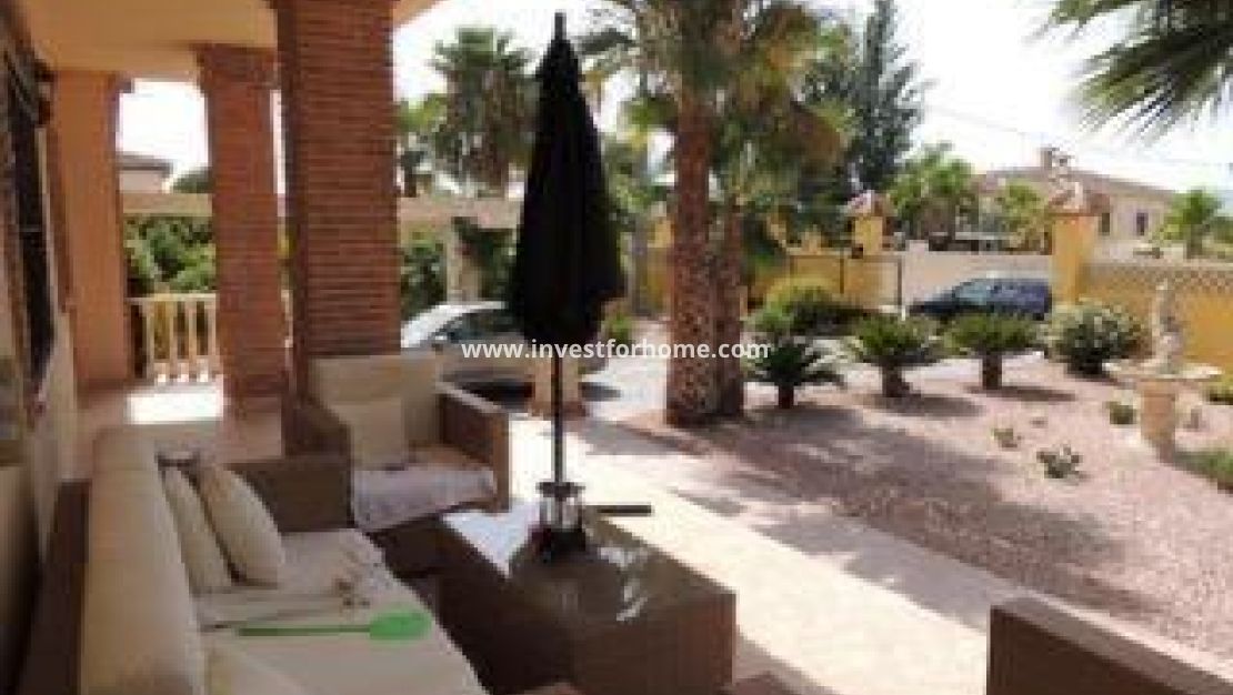 Sale - Villa - Catral