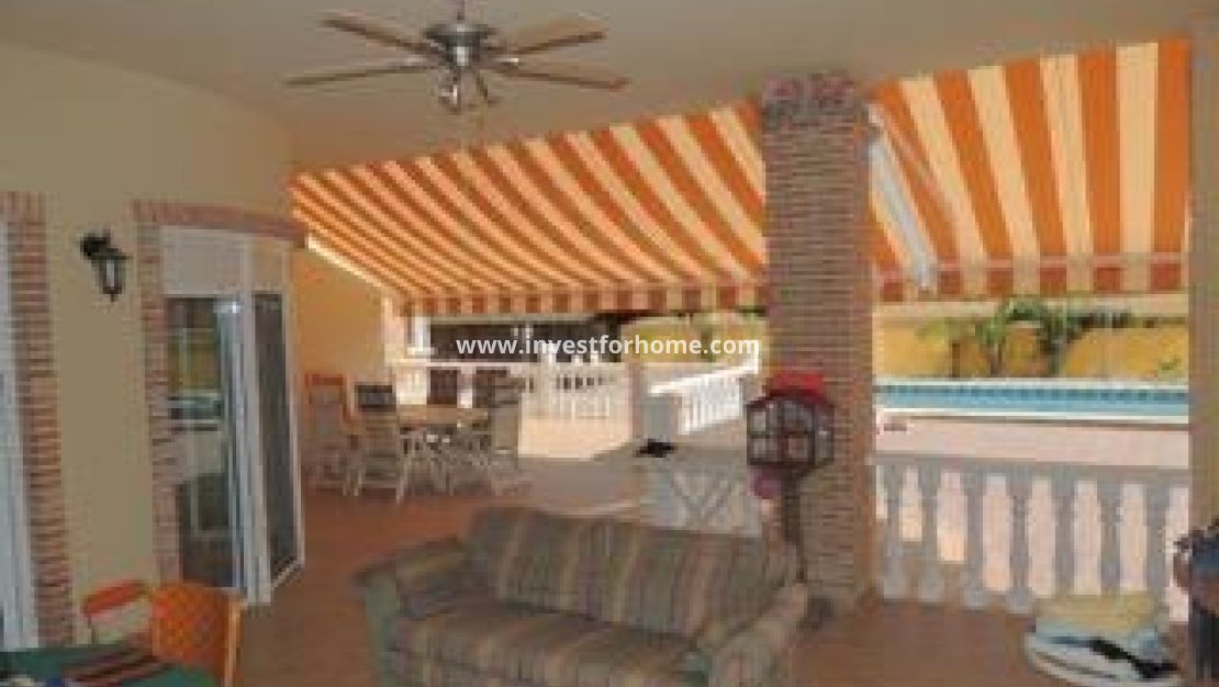 Sale - Villa - Catral