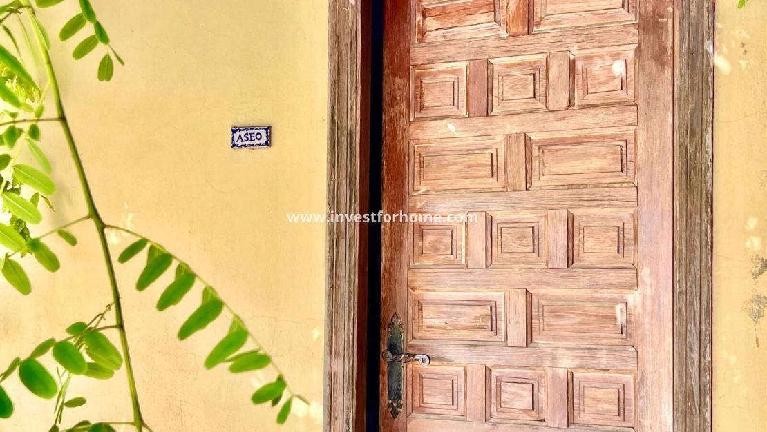 Sale - Villa - Daya vieja - Costa Blanca Sur