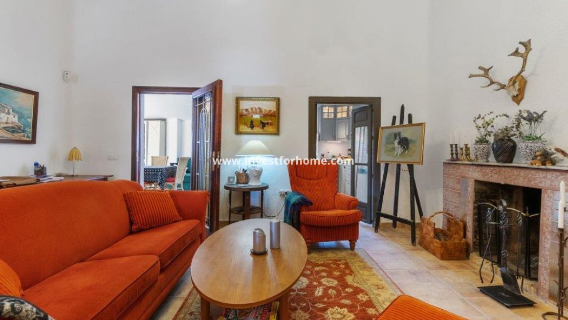 Sale - Villa - Dolores - Costa Blanca