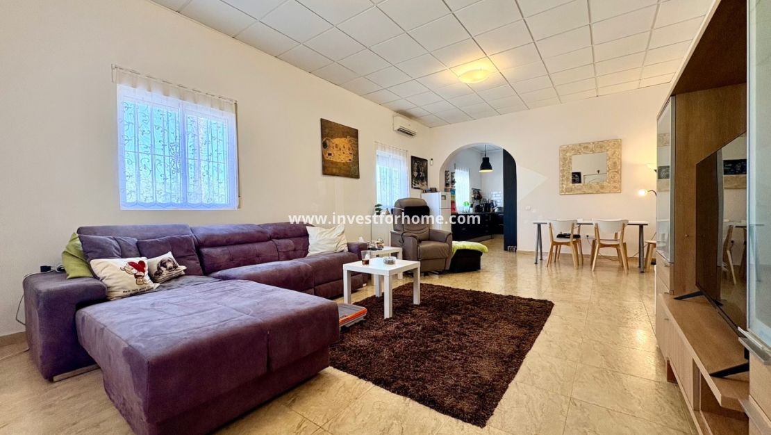 Sale - Villa - Dolores - Costa Blanca