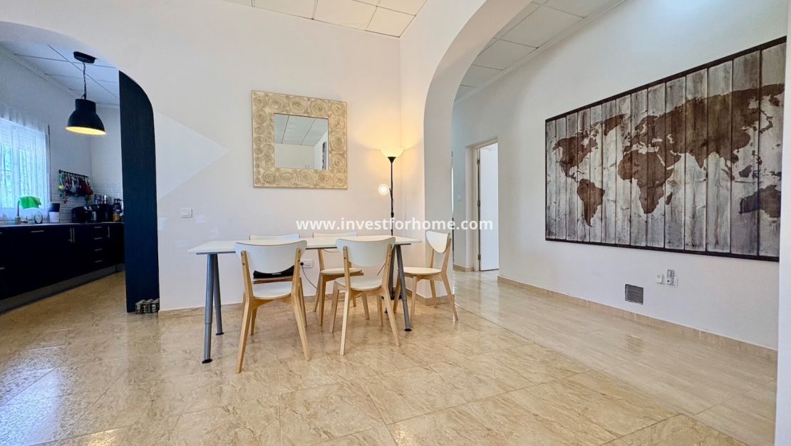 Sale - Villa - Dolores - Costa Blanca