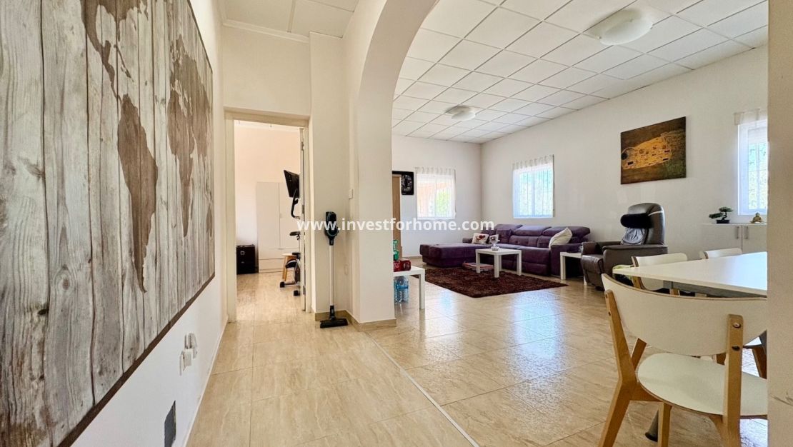 Sale - Villa - Dolores - Costa Blanca