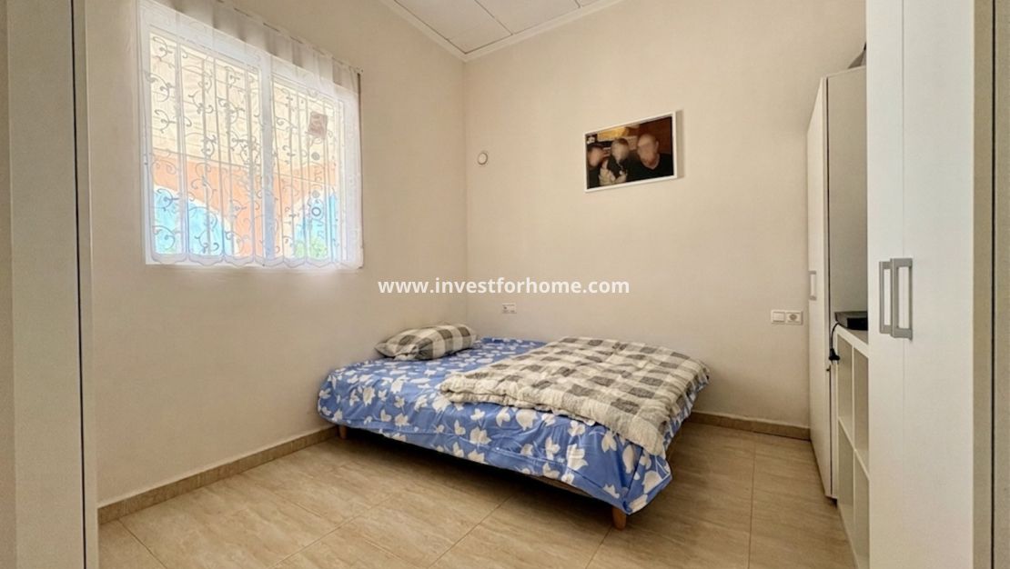 Sale - Villa - Dolores - Costa Blanca