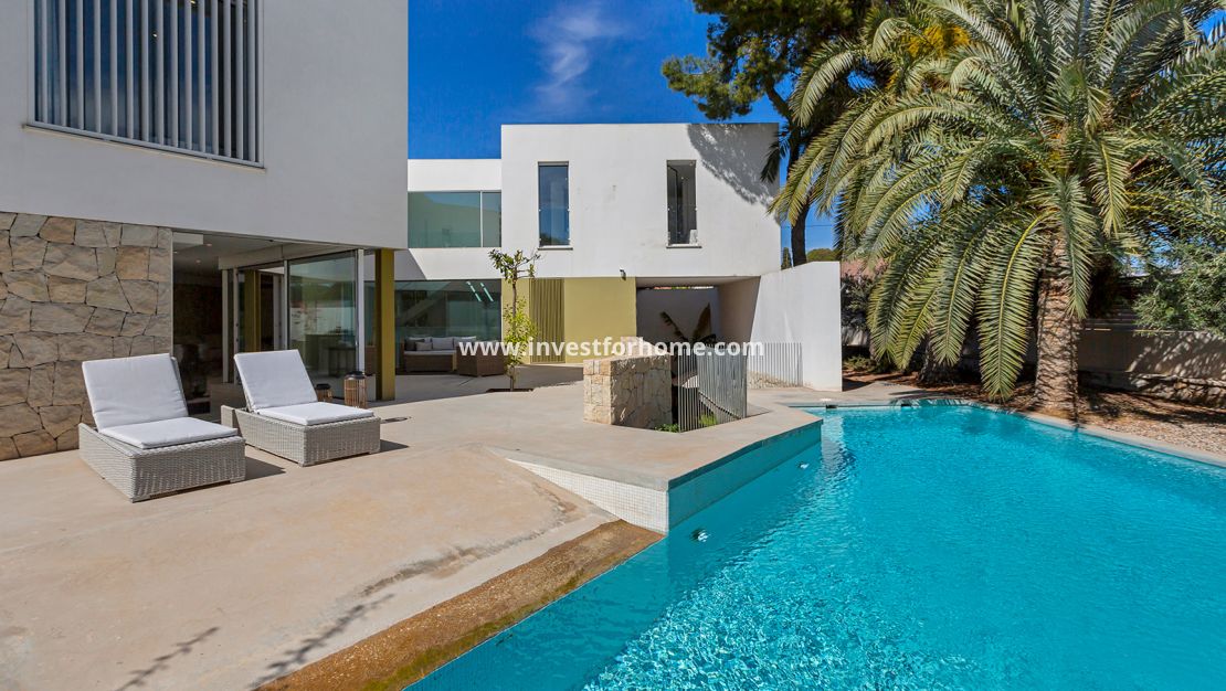 Sale - Villa - El Campello