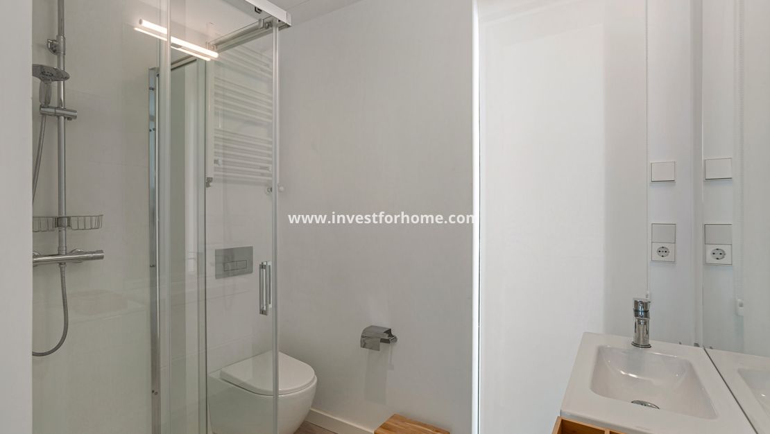 Sale - Villa - El Campello