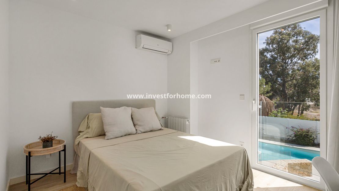 Sale - Villa - El Campello