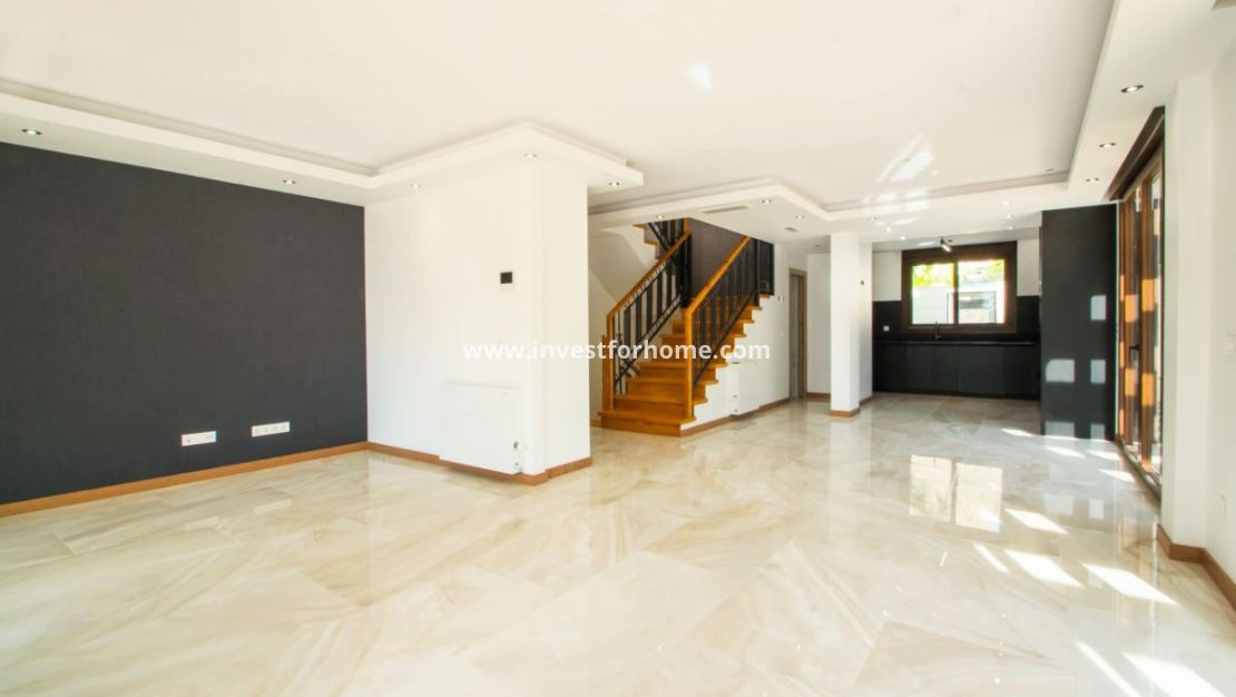 Sale - Villa - Finestrat