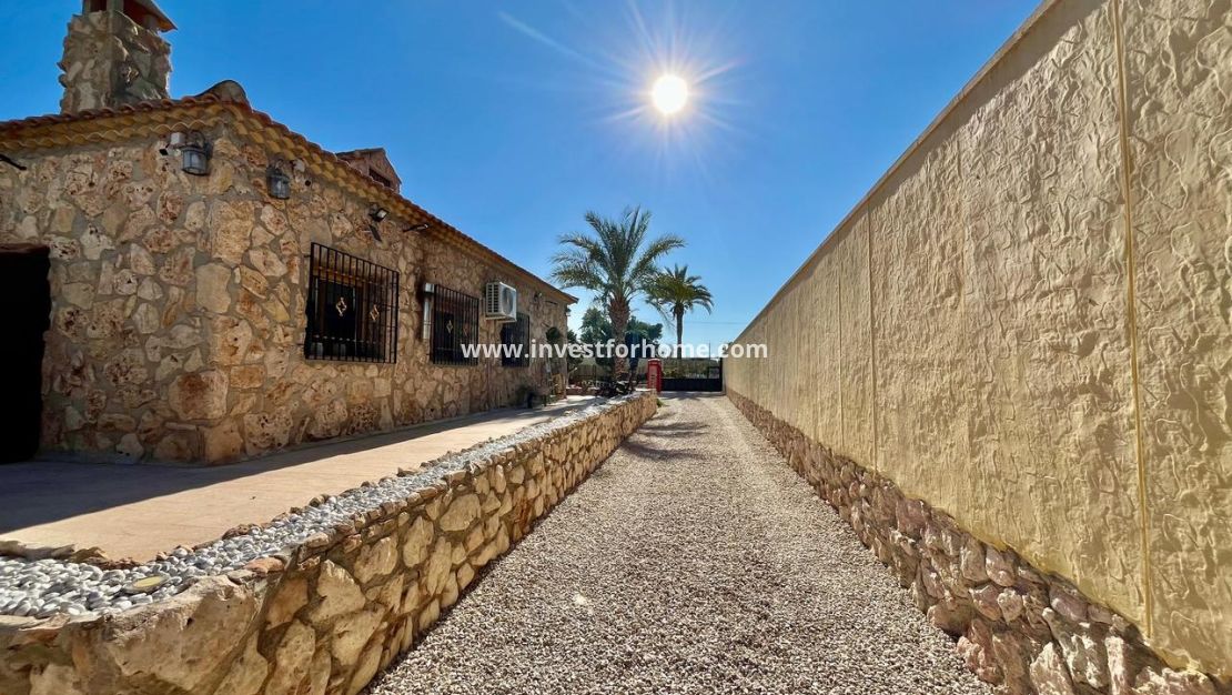 Sale - Villa - Fortuna - Inland