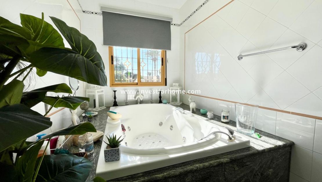 Sale - Villa - Fortuna - Inland