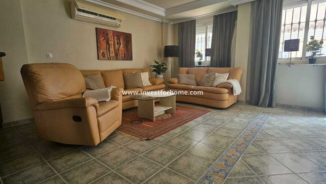 Sale - Villa - Guardamar del Segura - Campomar