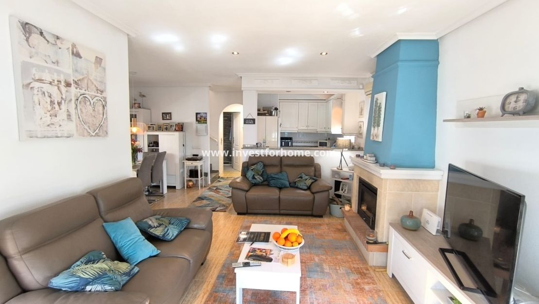 Sale - Villa - Guardamar del Segura - Costa Blanca