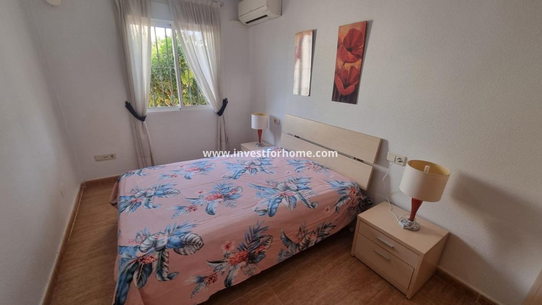 Sale - Villa - Guardamar del Segura - Urbanizaciones