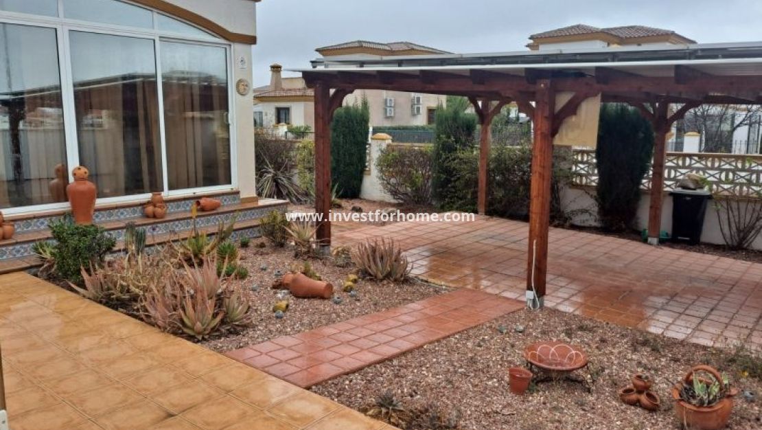 Sale - Villa - Hondón de las Nieves - Inland