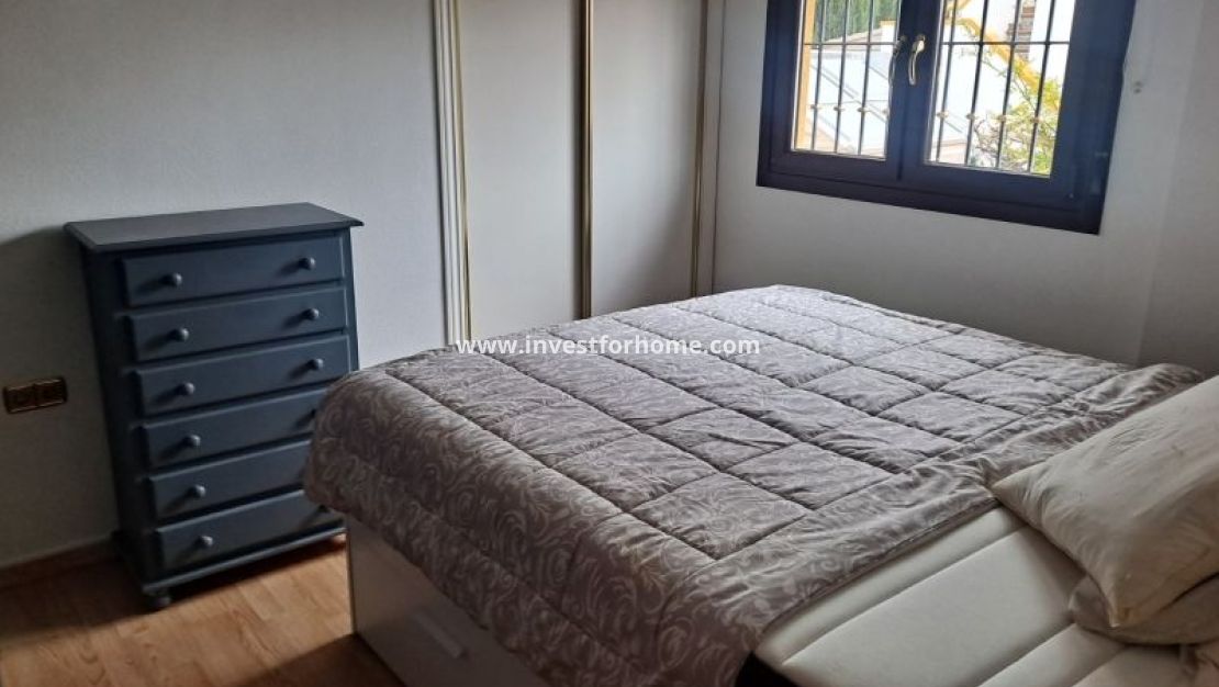 Sale - Villa - Hondón de las Nieves - Inland