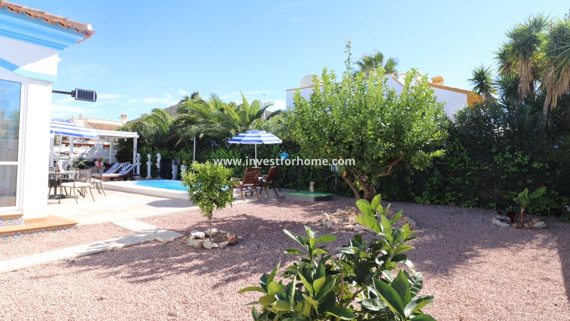 Sale - Villa - Hondón de las Nieves - Inland