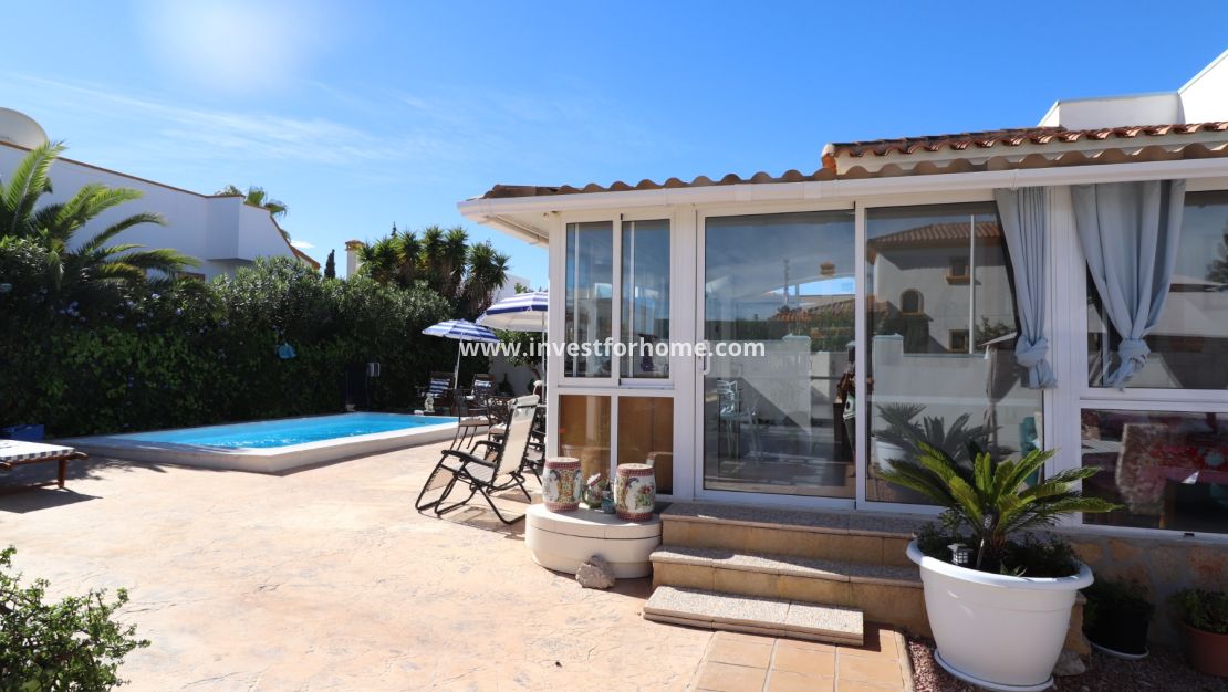 Sale - Villa - Hondón de las Nieves - Inland