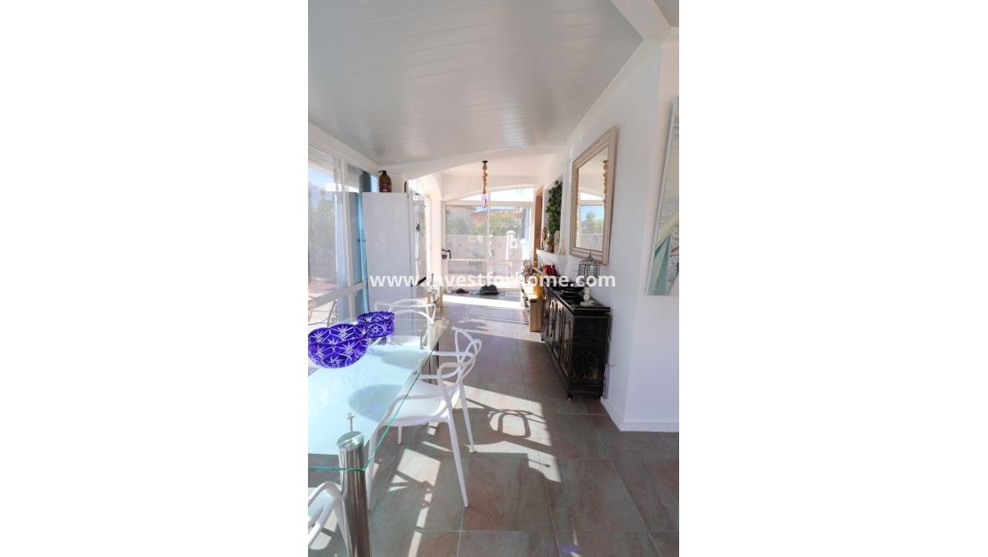 Sale - Villa - Hondón de las Nieves - Inland