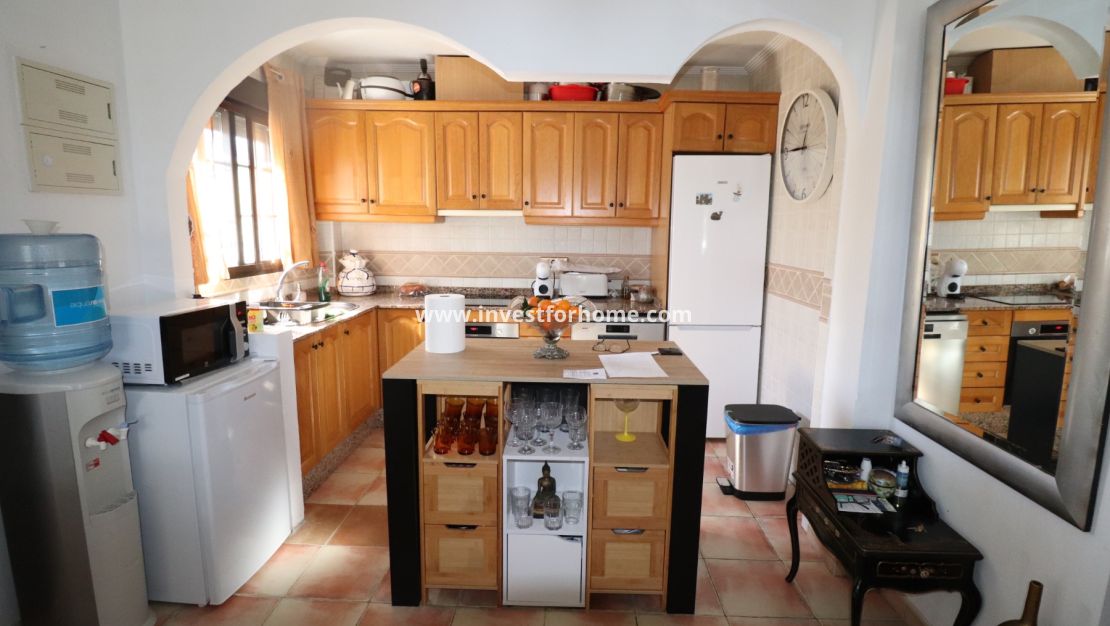 Sale - Villa - Hondón de las Nieves - Inland