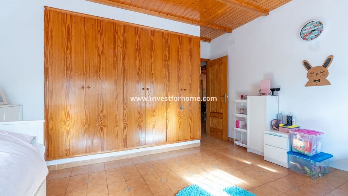 Sale - Villa - Hondón de las Nieves - Inland