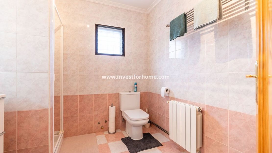 Sale - Villa - Hondón de las Nieves - Inland