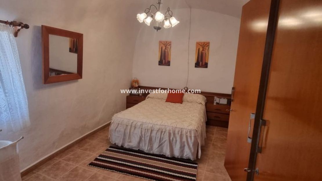 Sale - Villa - Hondón de las Nieves - Inland