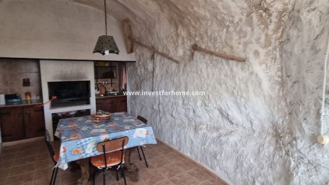 Sale - Villa - Hondón de las Nieves - Inland