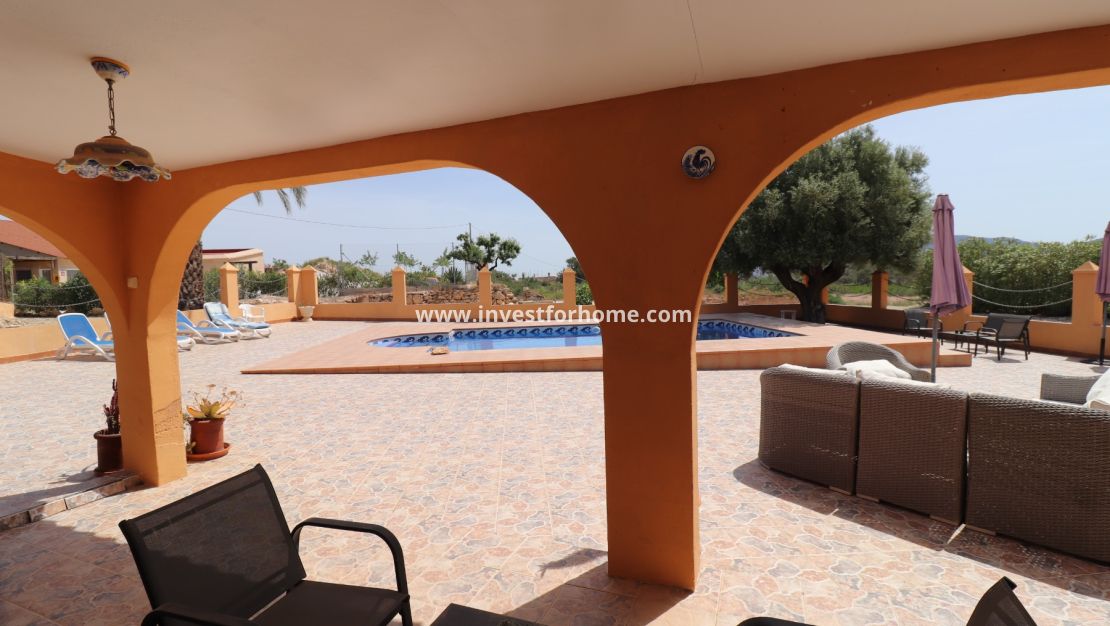 Sale - Villa - Hondón de las Nieves - Inland