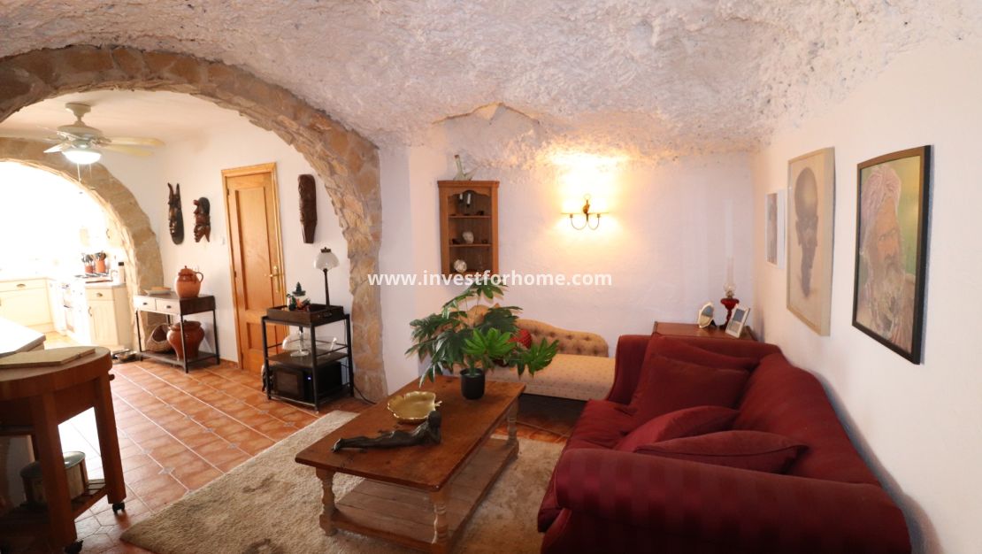 Sale - Villa - Hondón de las Nieves - Inland