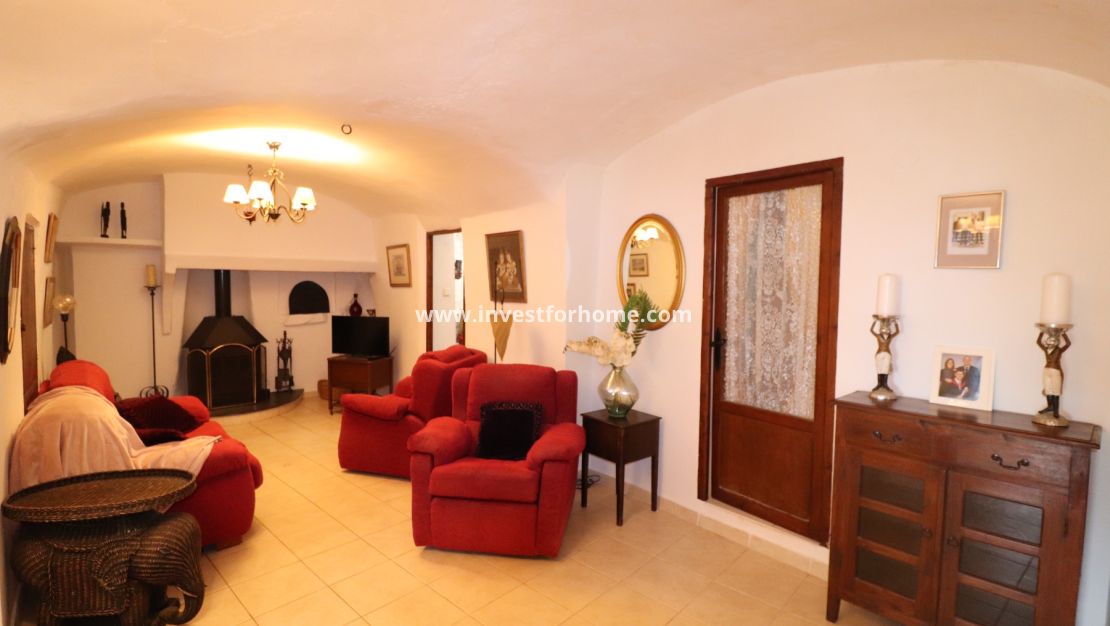 Sale - Villa - Hondón de las Nieves - Inland