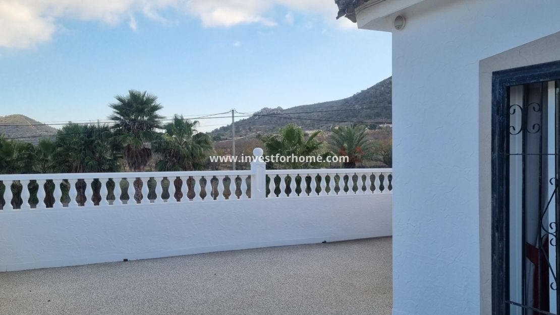 Sale - Villa - Hondon de los Frailes - Inland