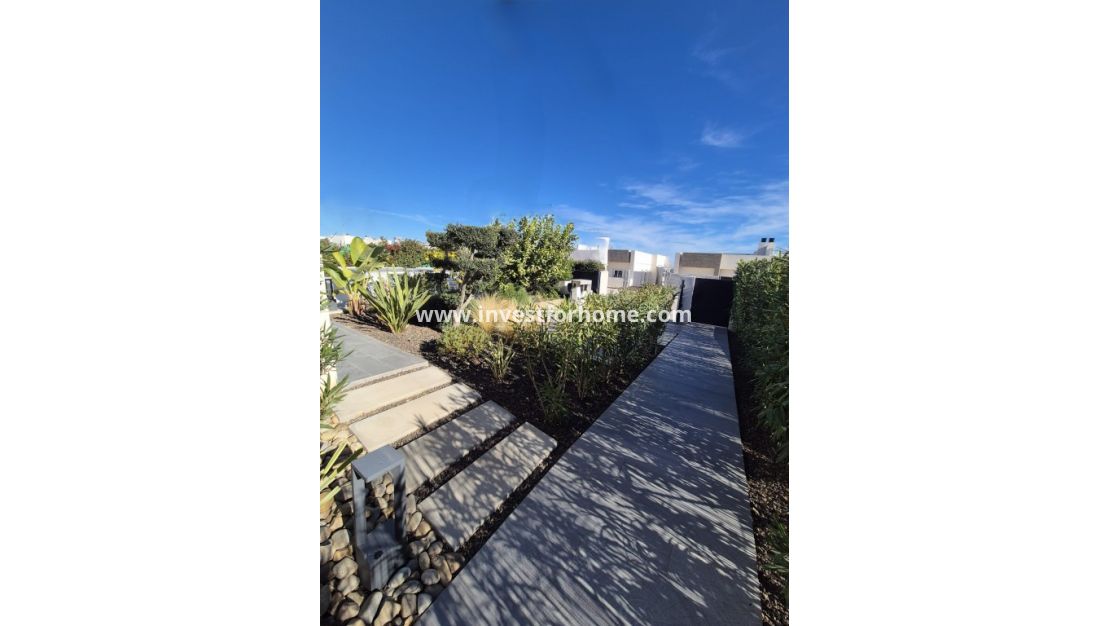 Sale - Villa - La Finca Golf Resort - Inland