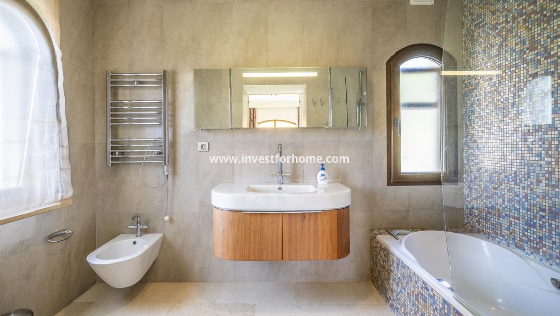 Sale - Villa - La Manga Club Resort - Costa Calida