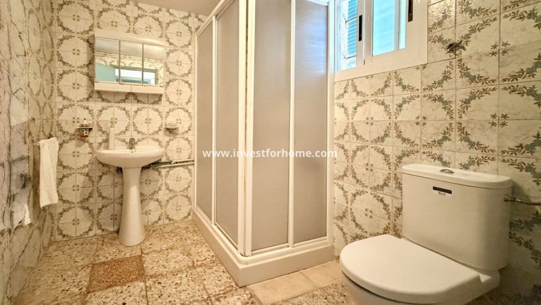 Sale - Villa - La Marina - Costa Blanca