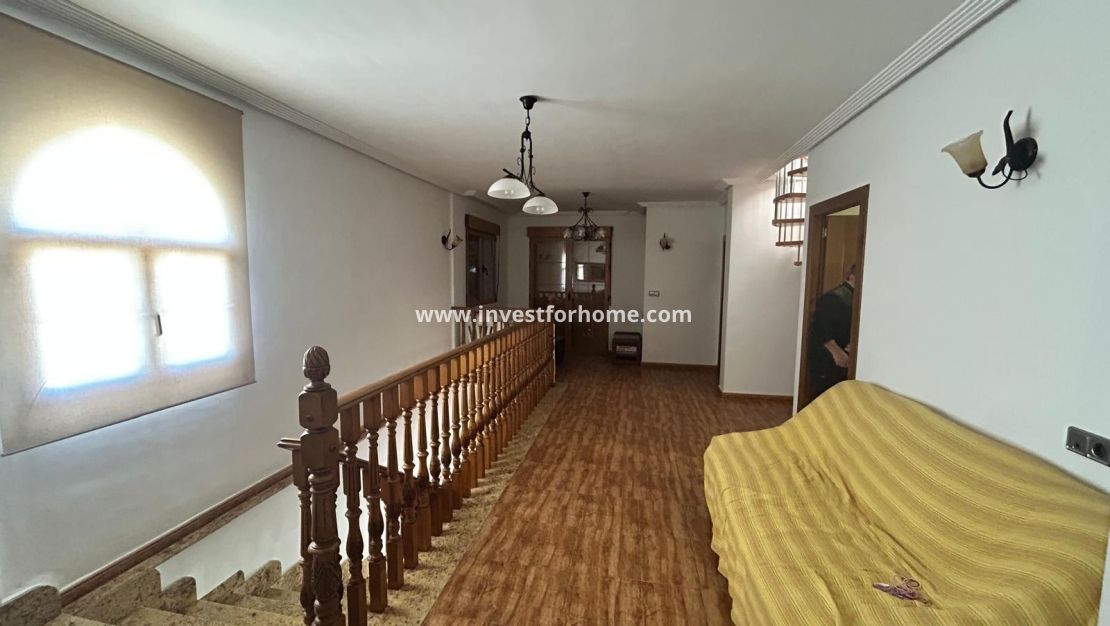 Sale - Villa - Los Alcázares - Las Lomas Del Rame-bahía Bella