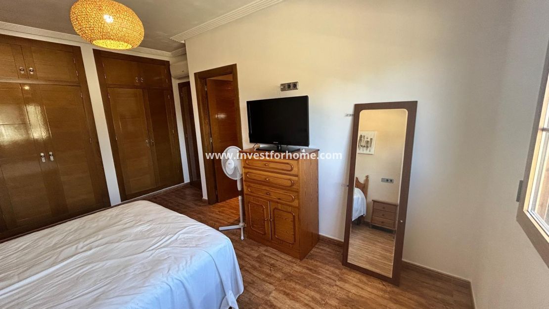 Sale - Villa - Los Alcázares - Las Lomas Del Rame-bahía Bella