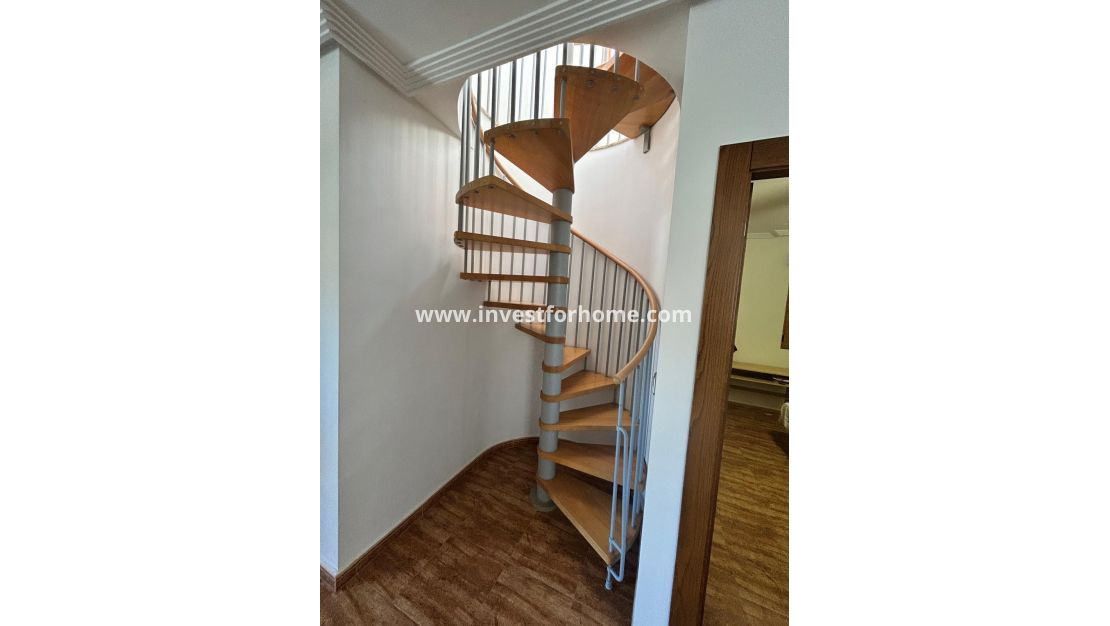 Sale - Villa - Los Alcázares - Las Lomas Del Rame-bahía Bella