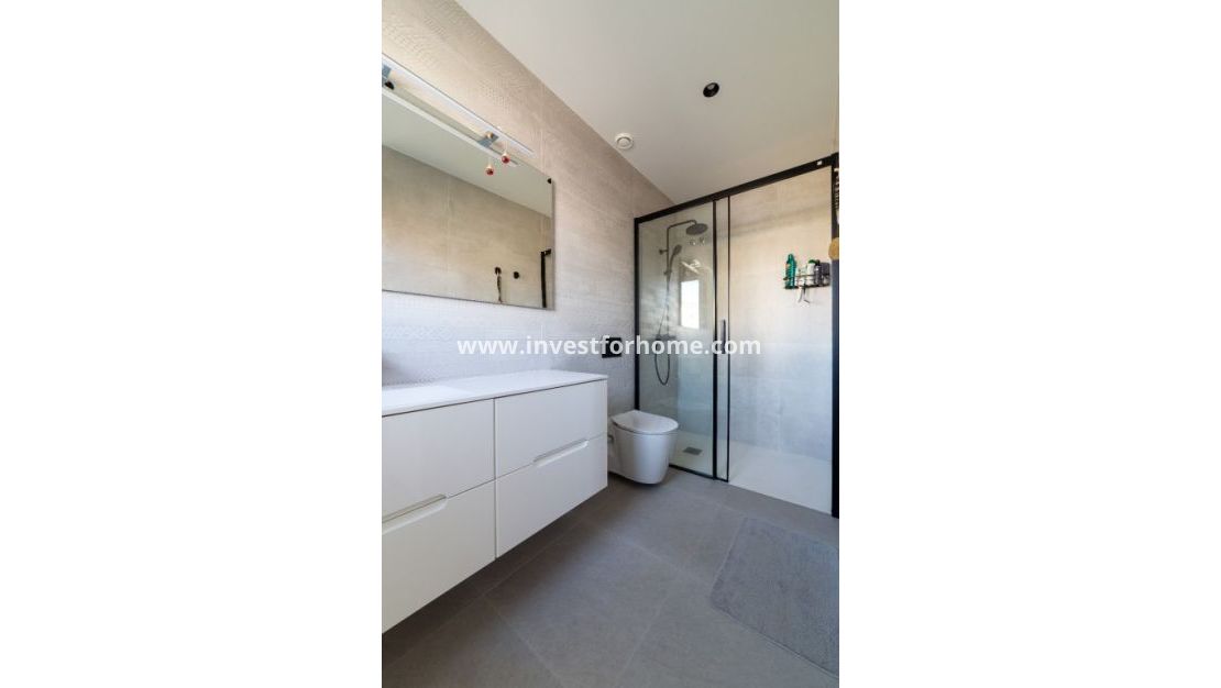 Sale - Villa - Los Montesinos - Costa Blanca