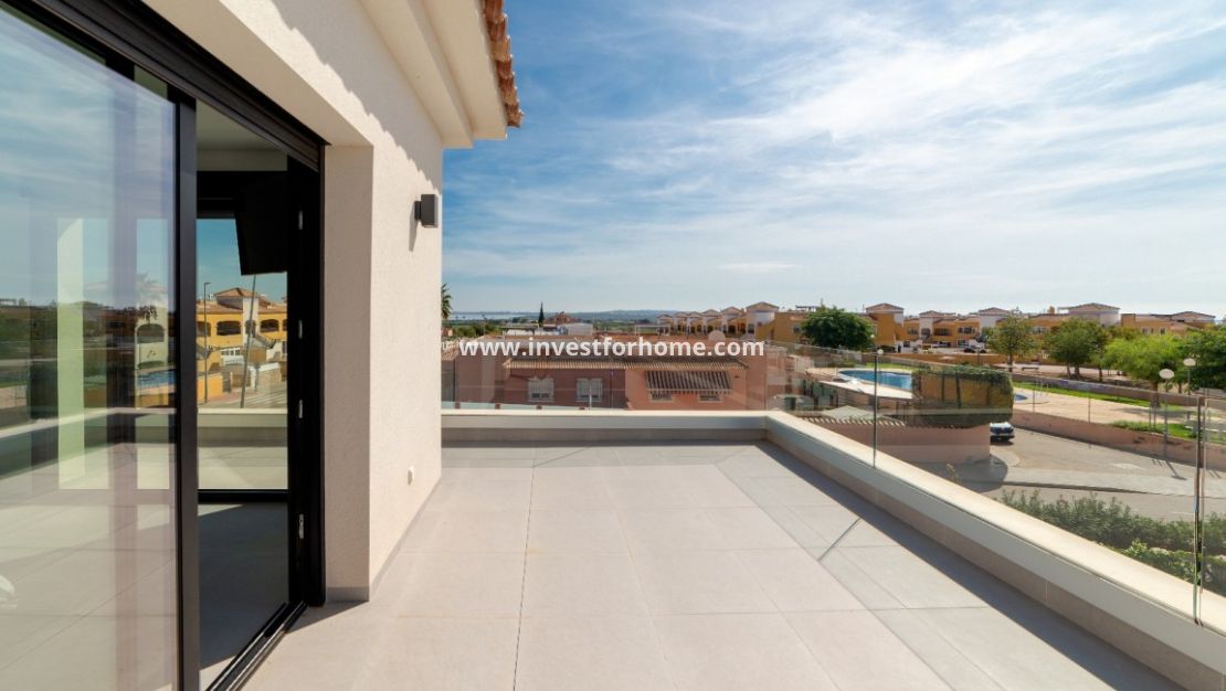 Sale - Villa - Los Montesinos - Costa Blanca