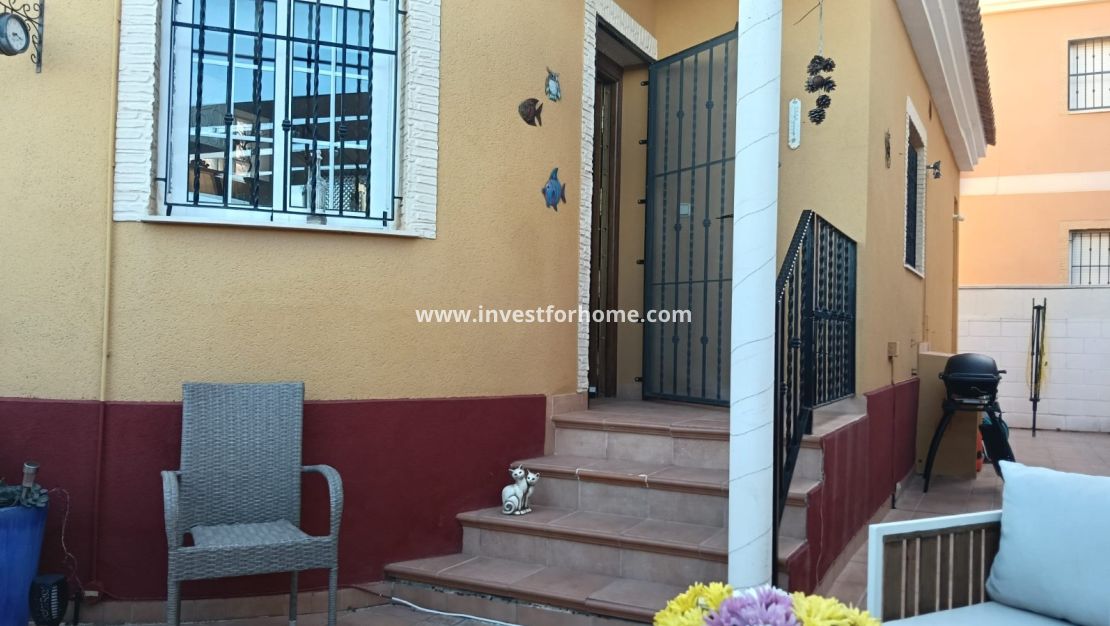 Sale - Villa - Los Montesinos - Costa Blanca