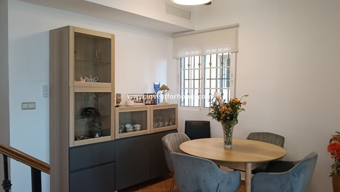 Sale - Villa - Los Montesinos - Costa Blanca