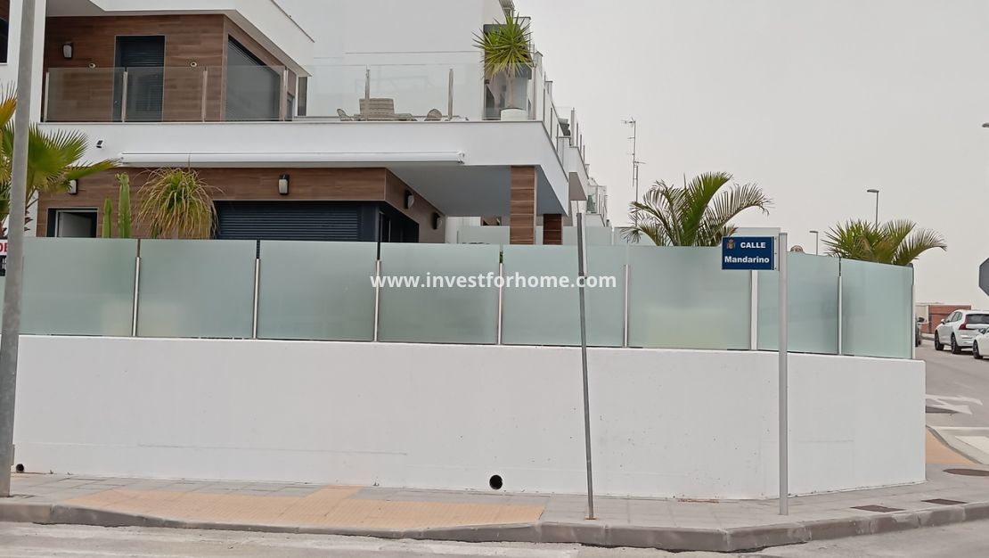 Sale - Villa - Los Montesinos - Costa Blanca