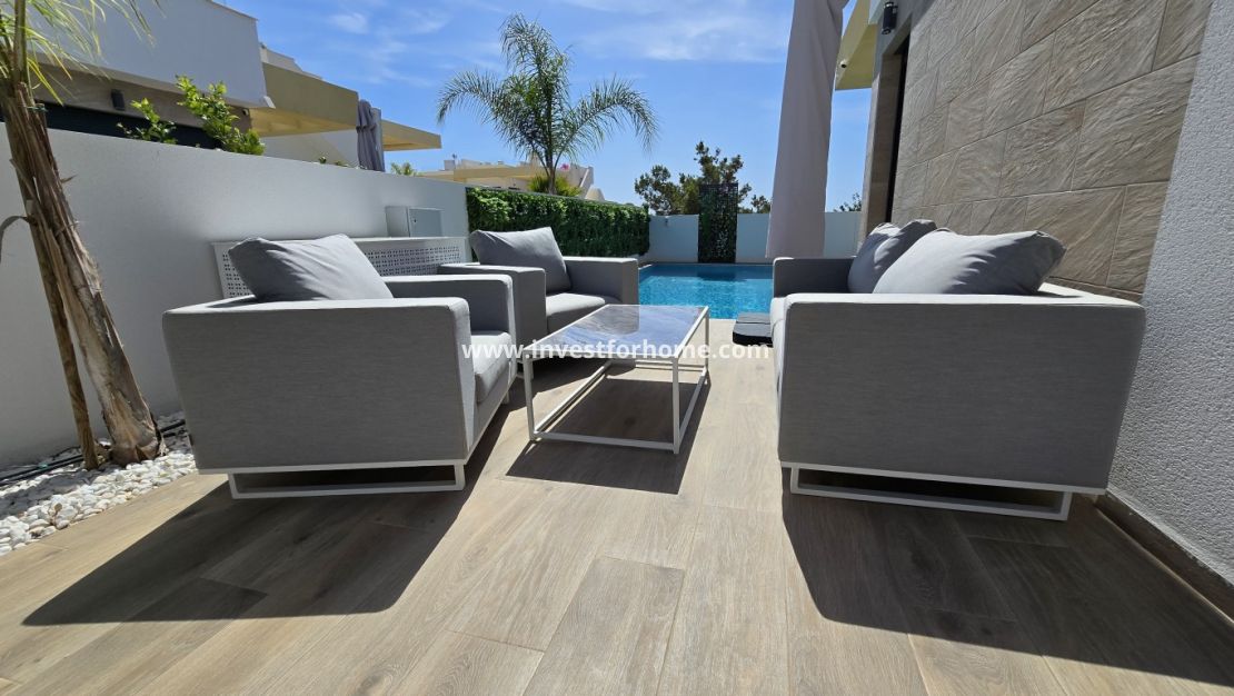 Sale - Villa - Los Montesinos - Costa Blanca