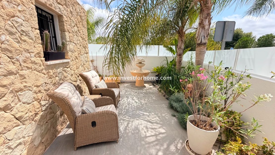 Sale - Villa - Los Montesinos - Costa Blanca