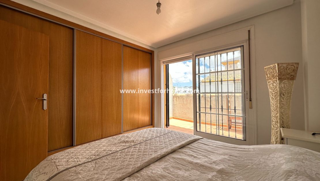 Sale - Villa - Los Montesinos - La Herrada