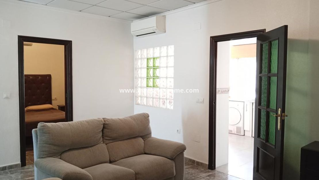 Sale - Villa - Los Montesinos - PUEBLO CENTRO