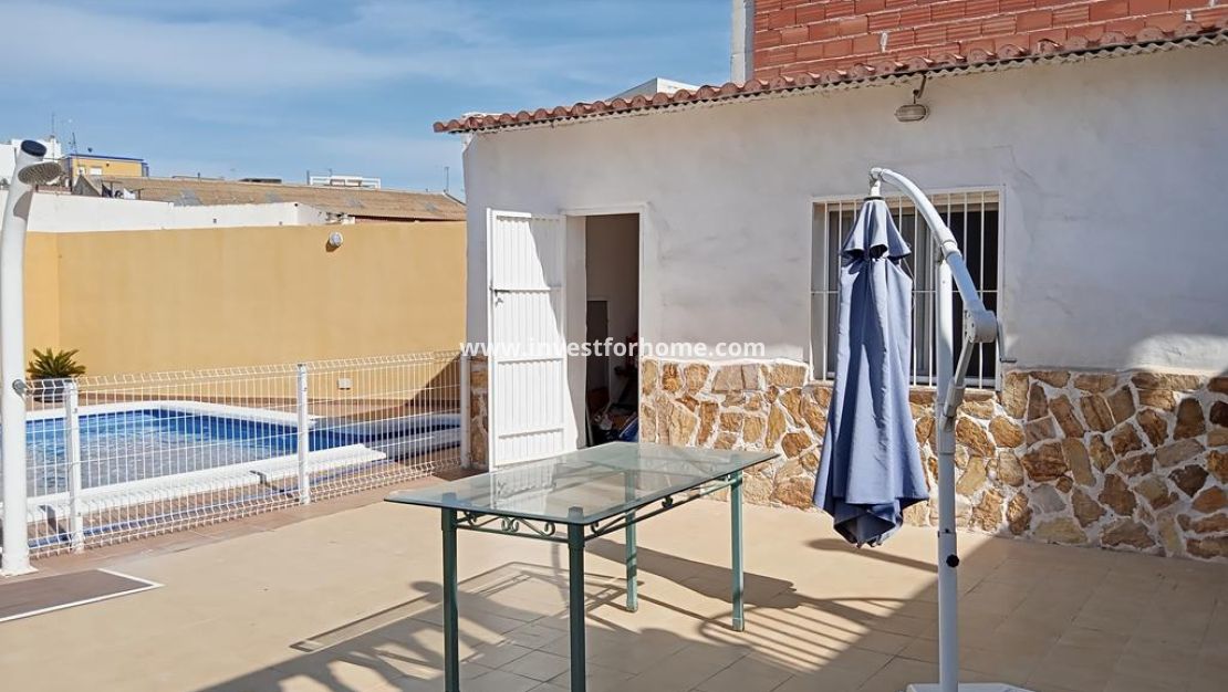 Sale - Villa - Los Montesinos - PUEBLO CENTRO